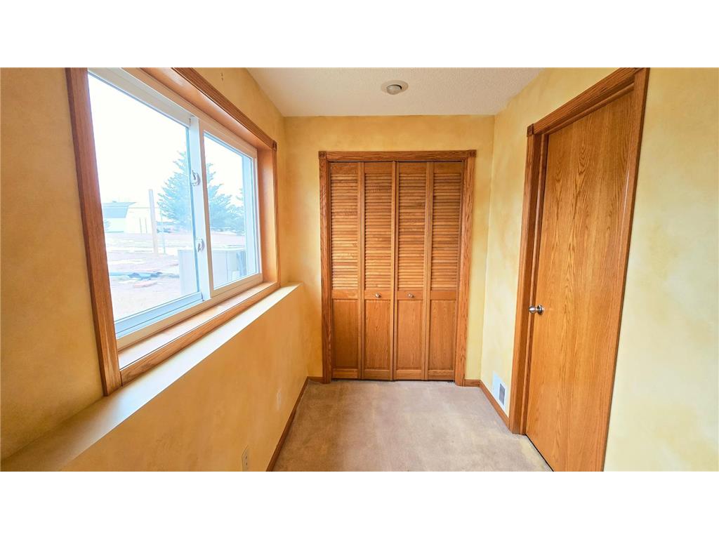 40566 Golden Avenue North Branch MN 55056 7031329 image23