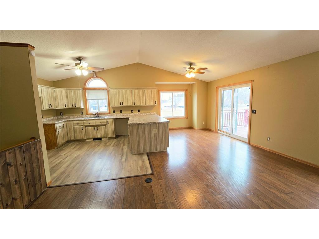 40566 Golden Avenue North Branch MN 55056 7031329 image5