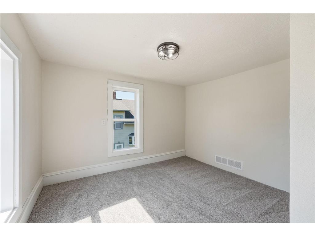 406 12th Street S Benson MN 56215 7095162 image26