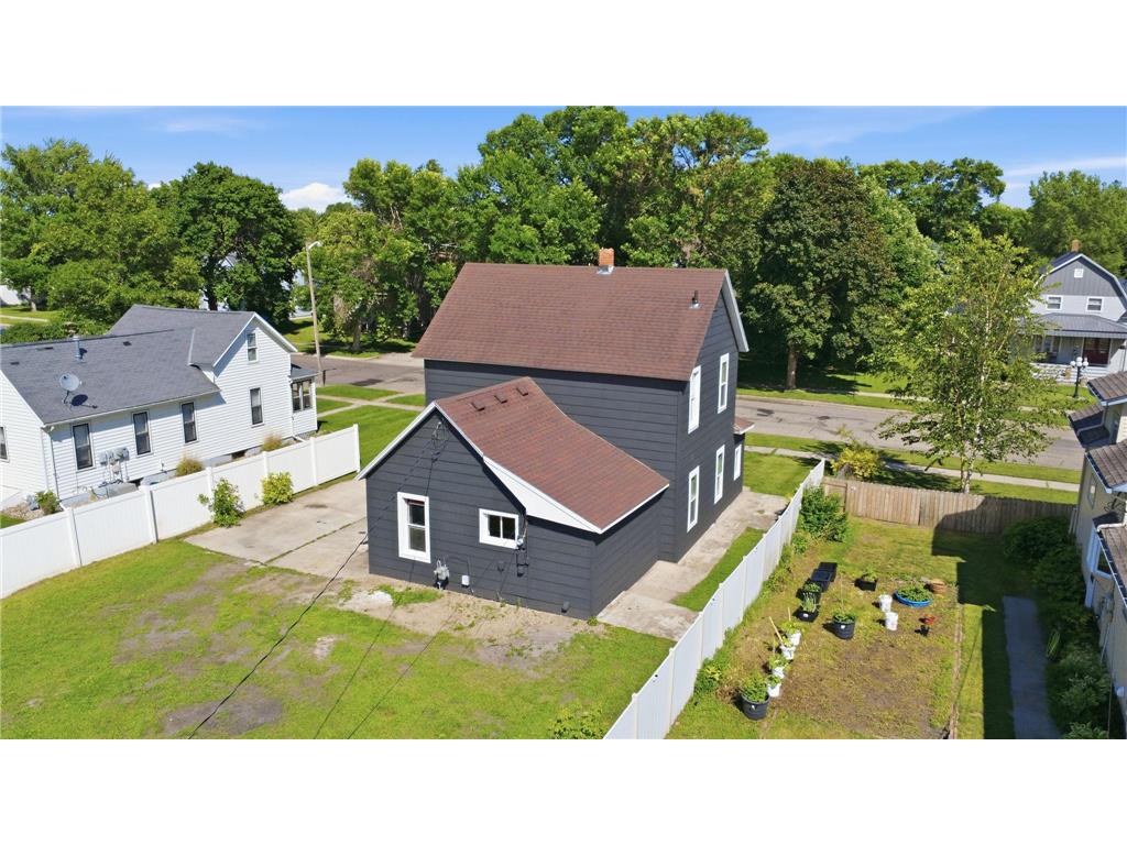 406 12th Street S Benson MN 56215 7095162 image30
