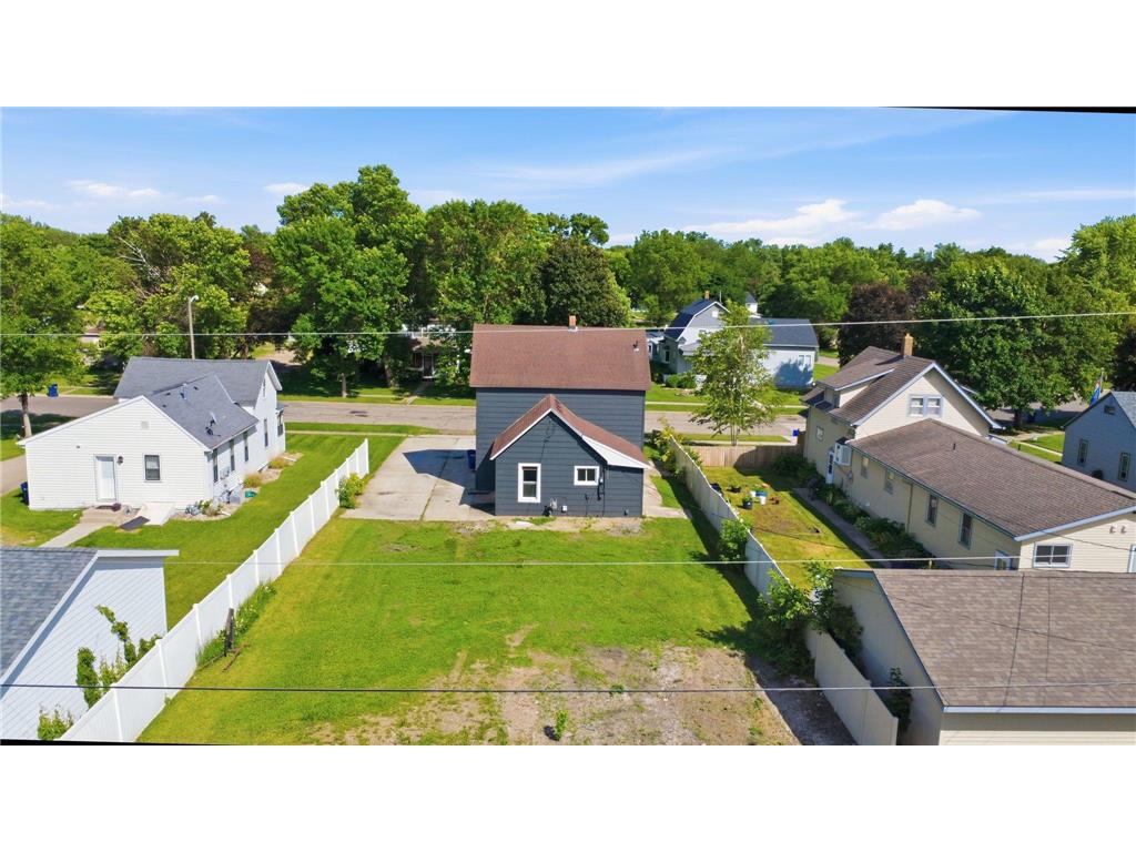 406 12th Street S Benson MN 56215 7095162 image31
