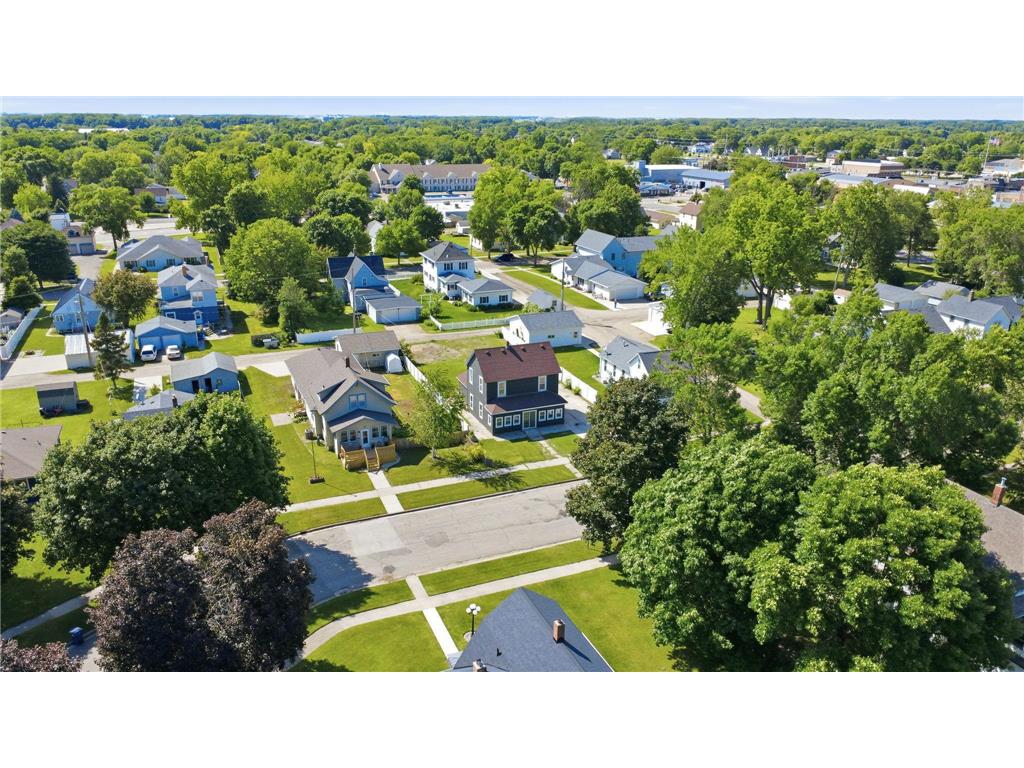 406 12th Street S Benson MN 56215 7095162 image36