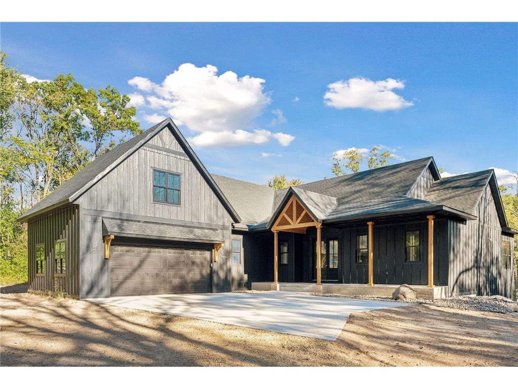 406 169th Somerset WI 54025 6613912 image1