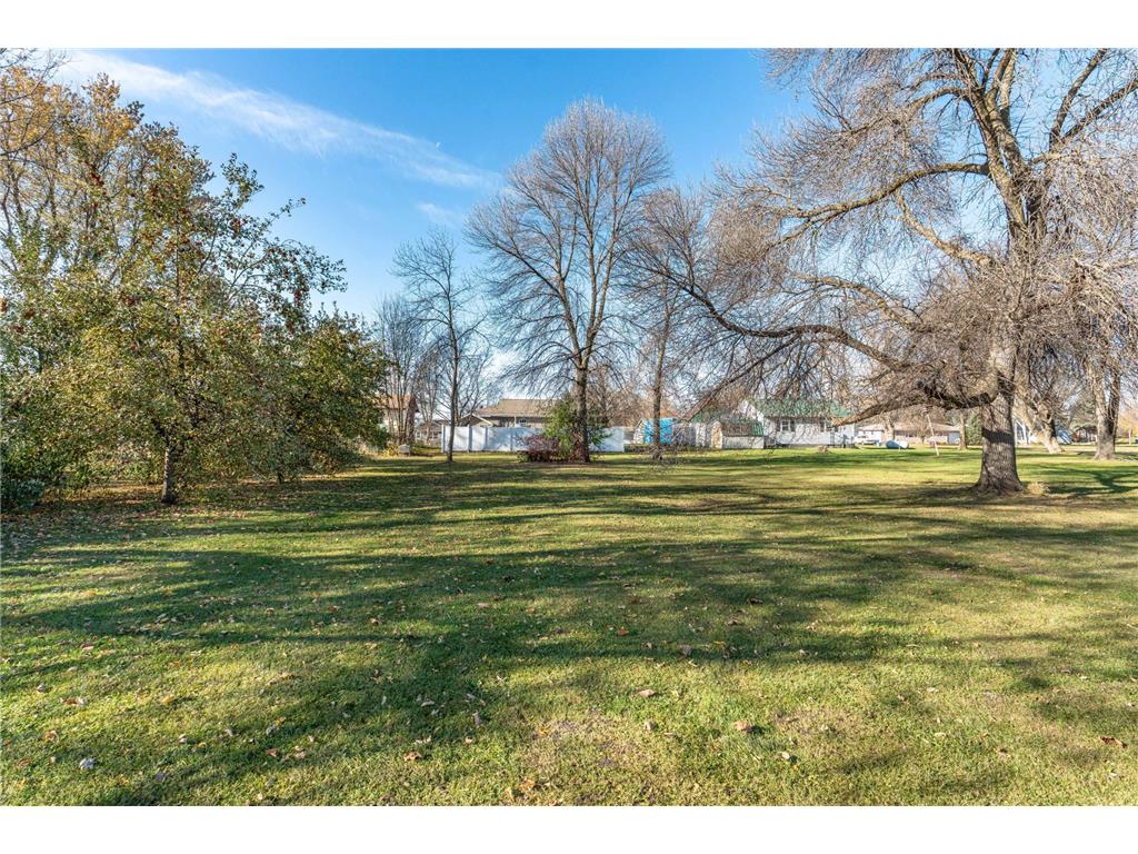 406 1st Street N Hoffman MN 56339 6819749 image25