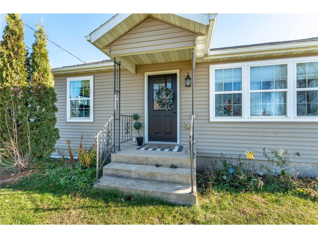 406 1st Street N Hoffman MN 56339 6819749 image4