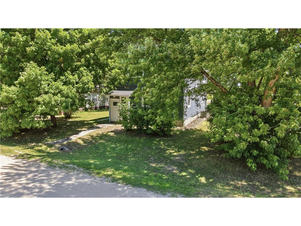 406 1st Street Wolverton MN 56594 7110826 image27