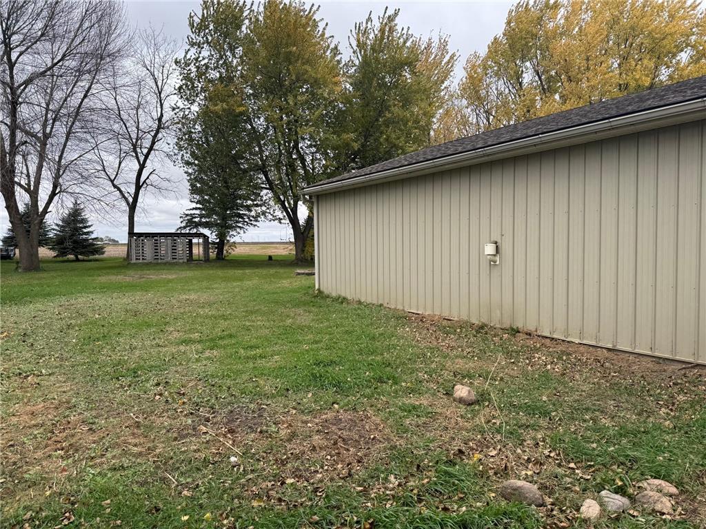 406 4th Street Rushmore MN 56168 6809540 image2