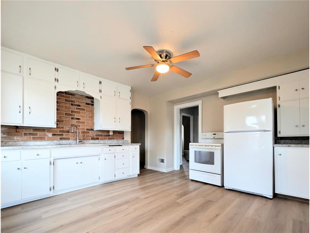 406 4th Street SW Montgomery MN 56069 7066623 image2