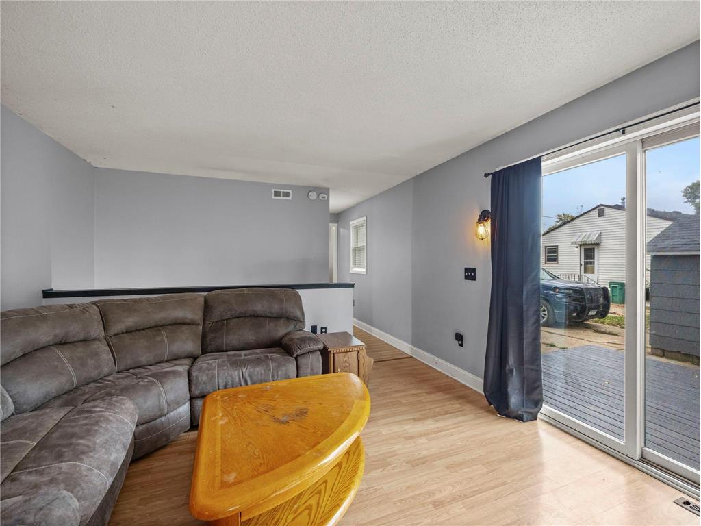 406 5th Street NW Montgomery MN 56069 6748250 image19