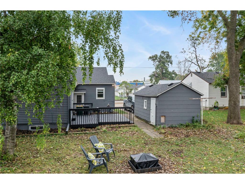 406 5th Street NW Montgomery MN 56069 6748250 image36