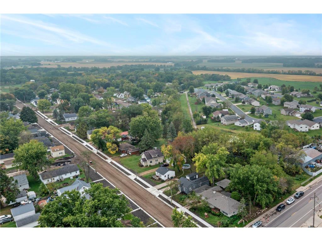 406 5th Street NW Montgomery MN 56069 6748250 image9