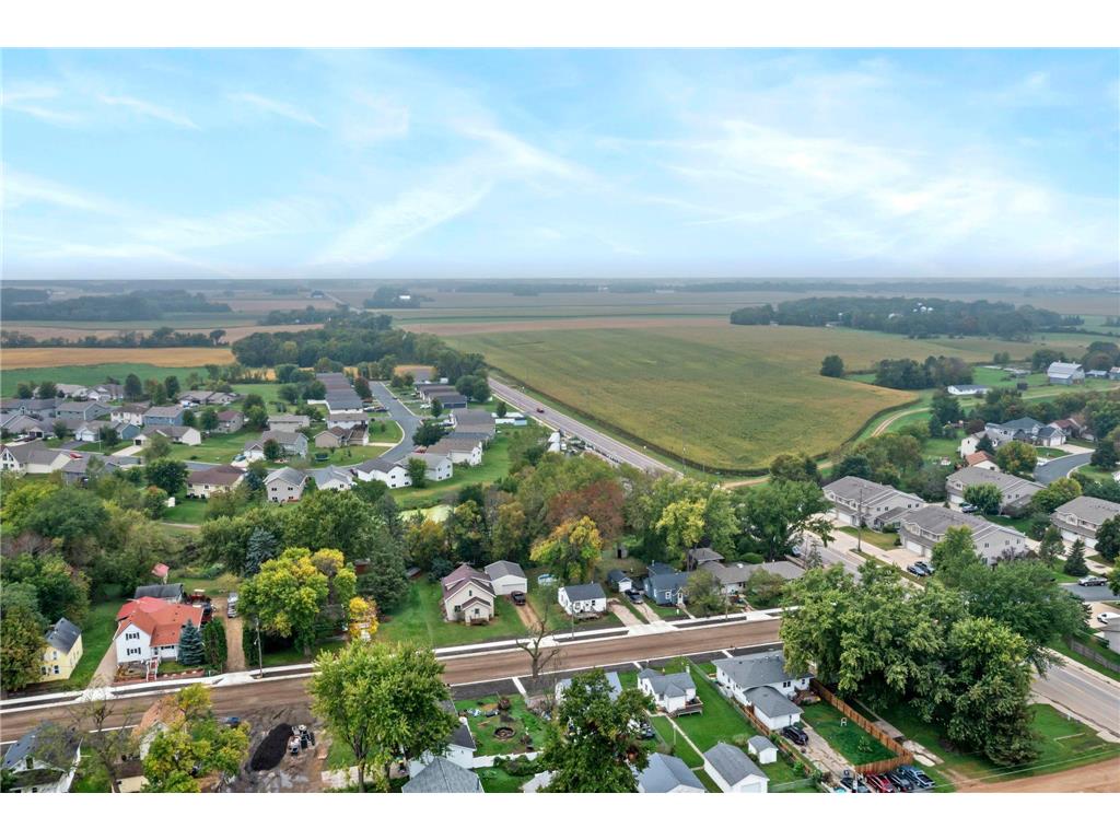 406 5th Street NW Montgomery MN 56069 7004493 image43