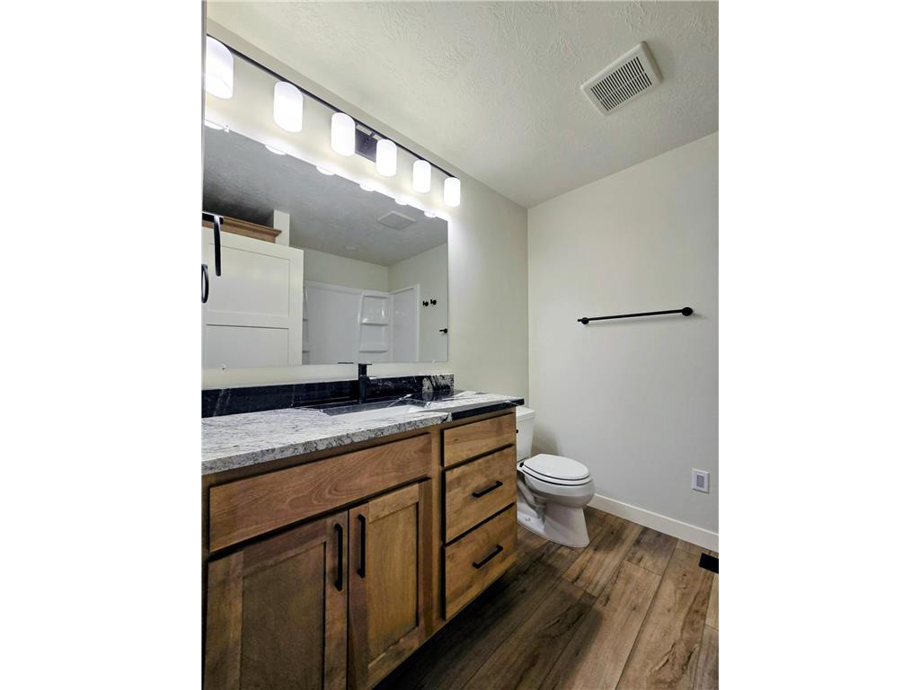 406 8th Avenue SW Pipestone MN 56164 7031771 image20