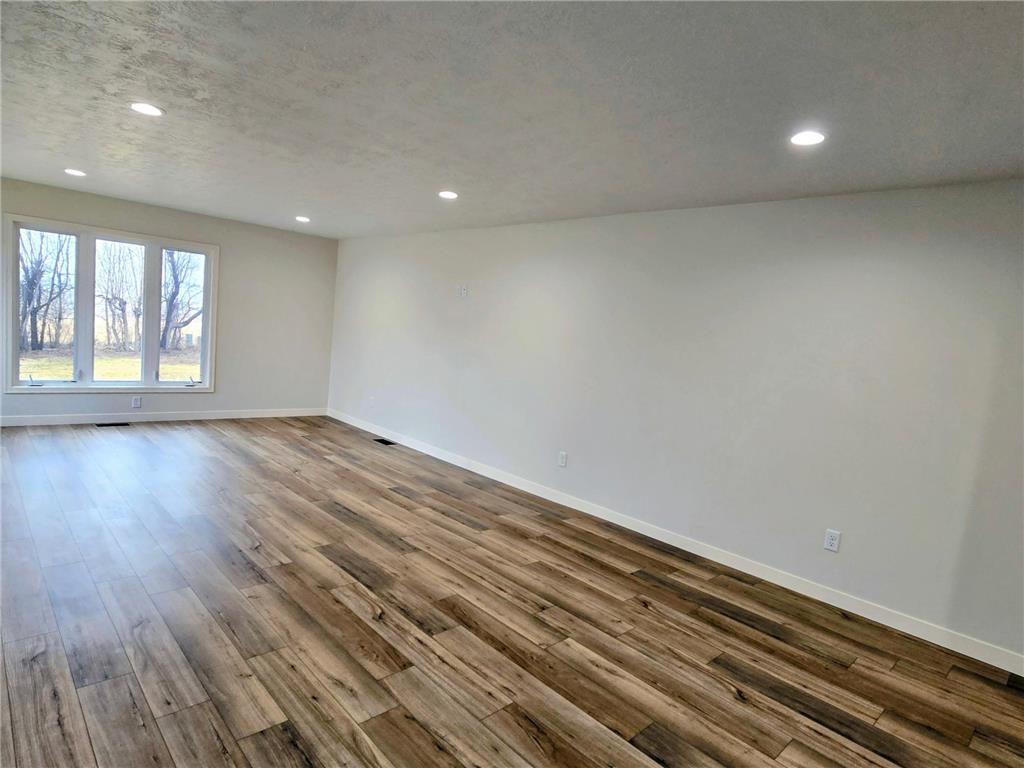 406 8th Avenue SW Pipestone MN 56164 7031771 image32
