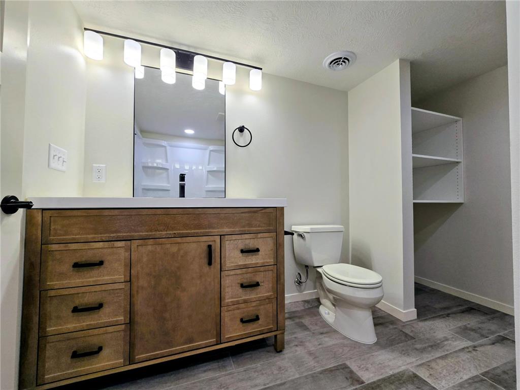 406 8th Avenue SW Pipestone MN 56164 7031771 image42