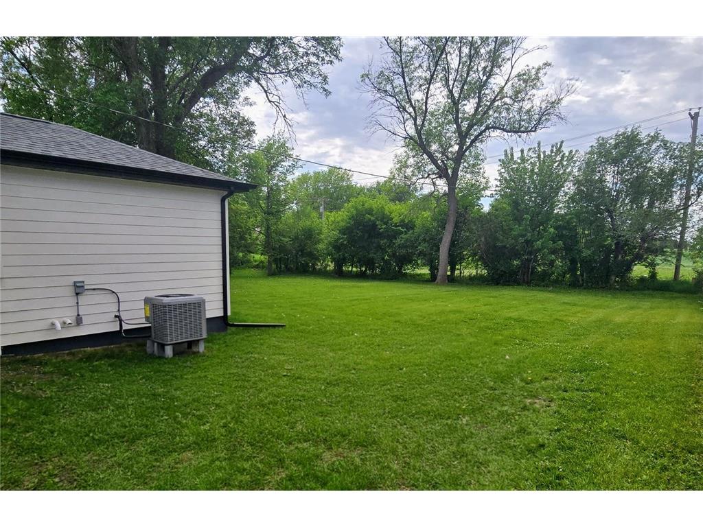 406 8th Avenue SW Pipestone MN 56164 7031771 image53