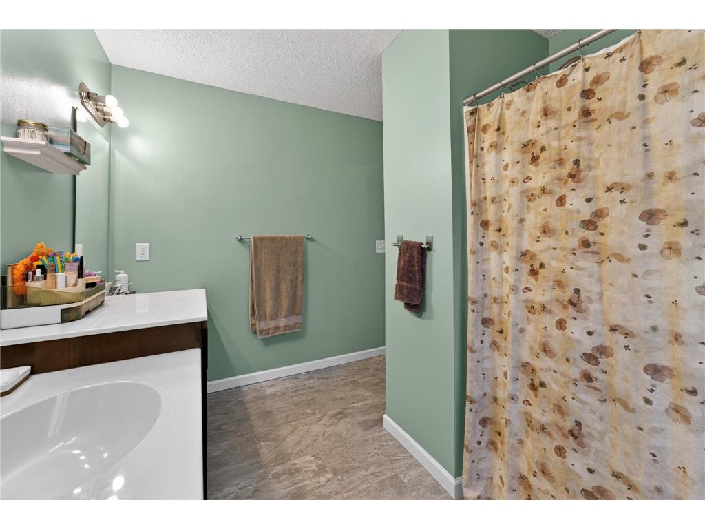 406 Cardinal Street Mora MN 55051 7067587 image16