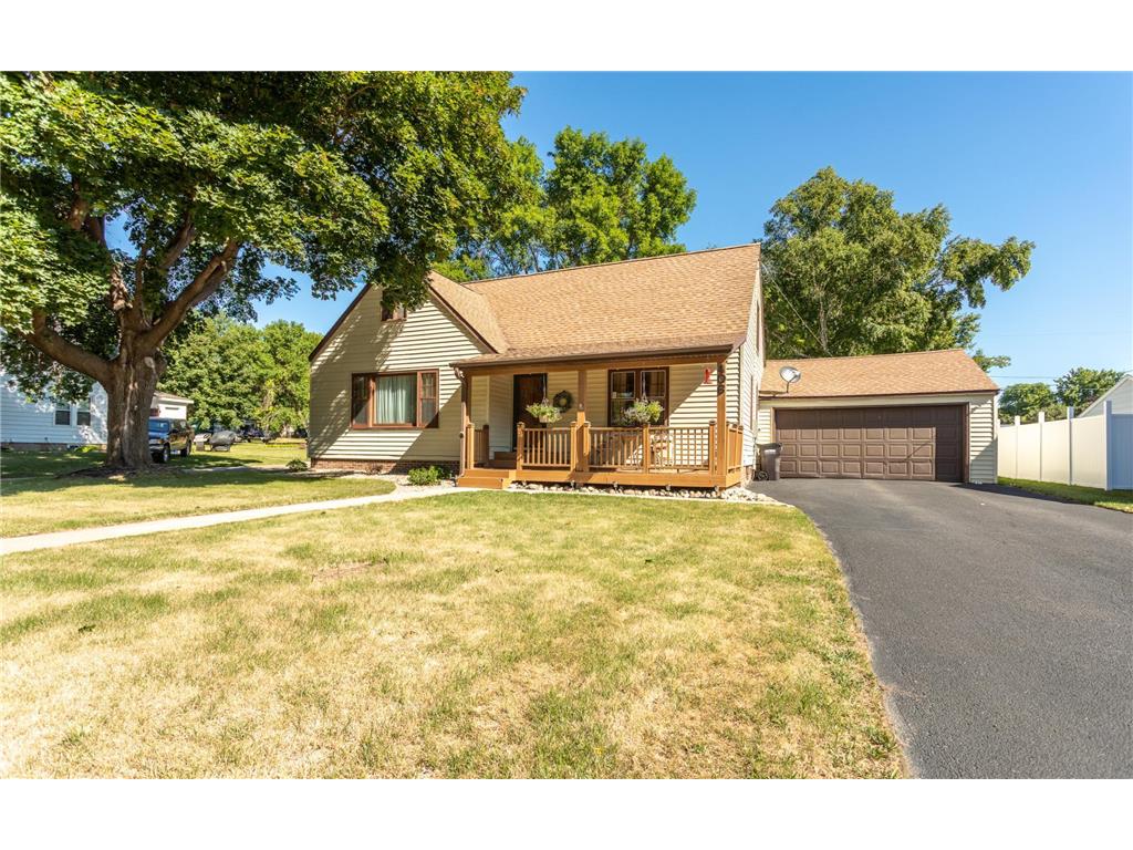 406 E Broadway Street, Starbuck, MN, 56381 MLS 6243340 Edina Realty