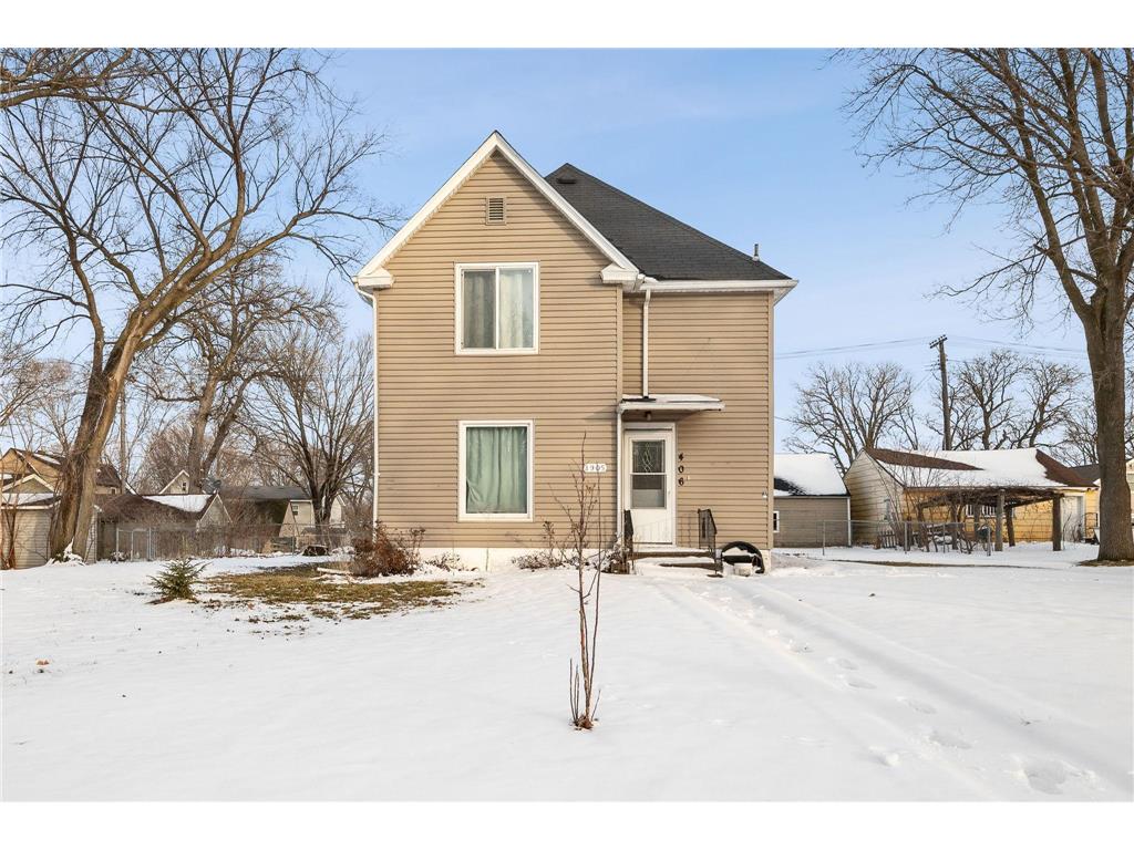 406 E Ciro Street Truman MN 56088 7003550 image1