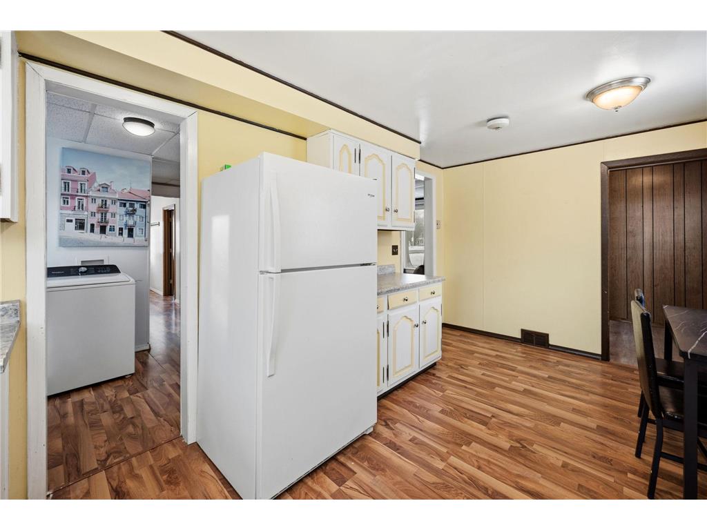406 E Ciro Street Truman MN 56088 7003550 image10