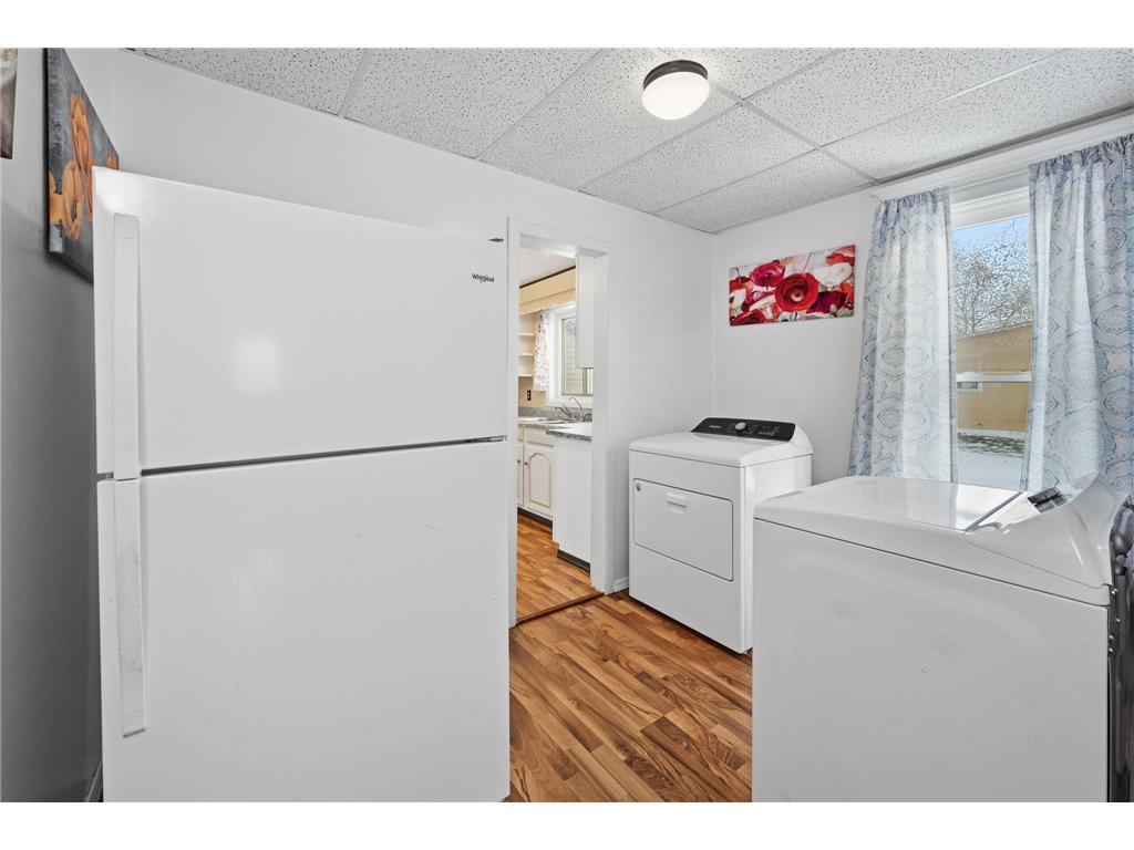406 E Ciro Street Truman MN 56088 7003550 image12