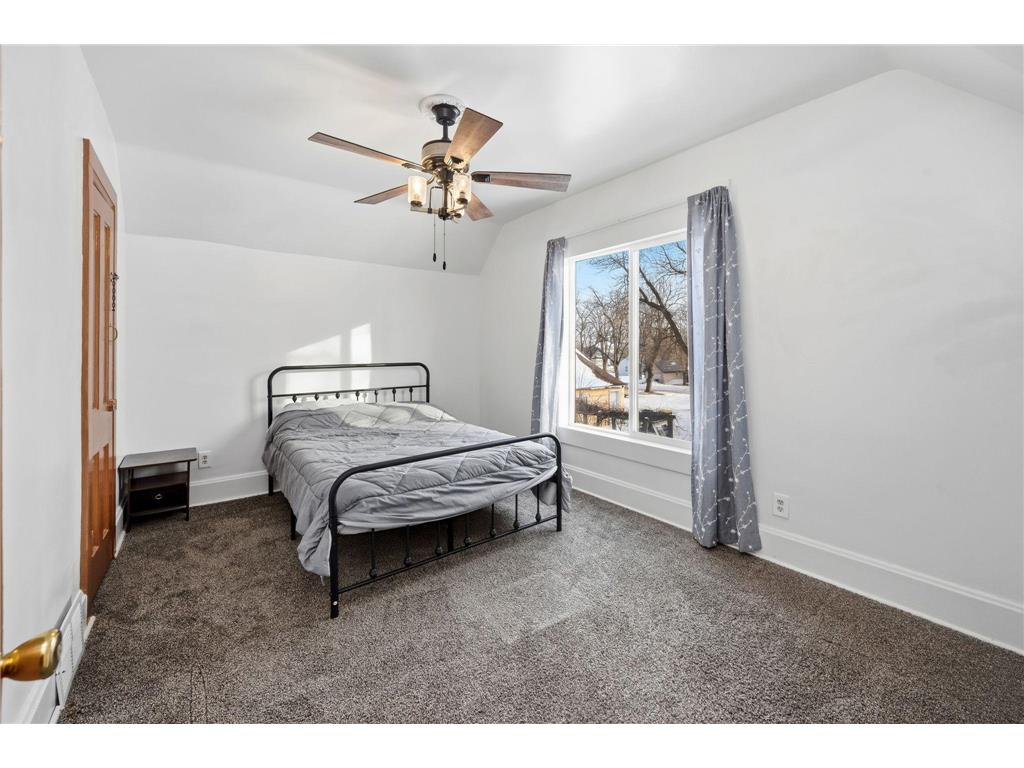 406 E Ciro Street Truman MN 56088 7003550 image17