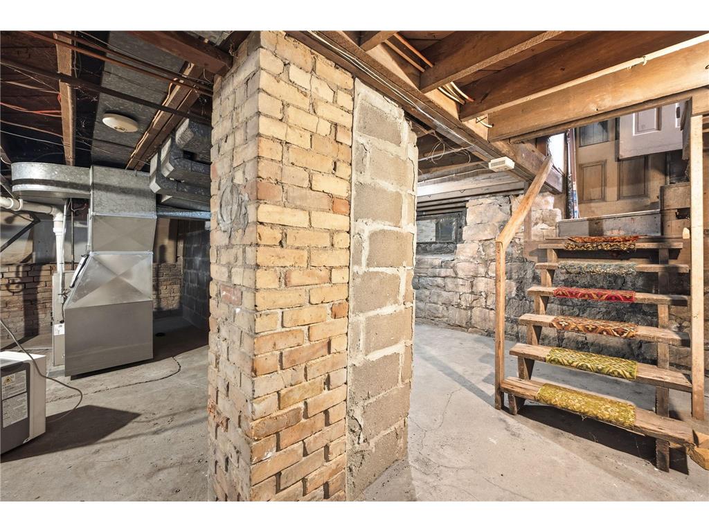 406 E Ciro Street Truman MN 56088 7003550 image23