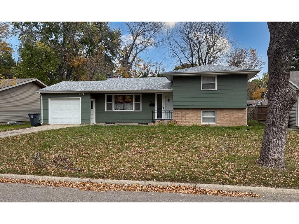 406 Kathryn Avenue Marshall MN 56258 6807500 image1