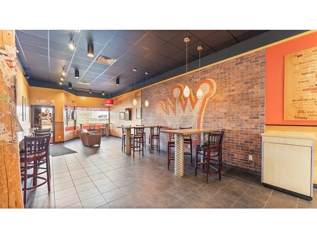 406 Main Street E Menomonie WI 54751 6826095 image11