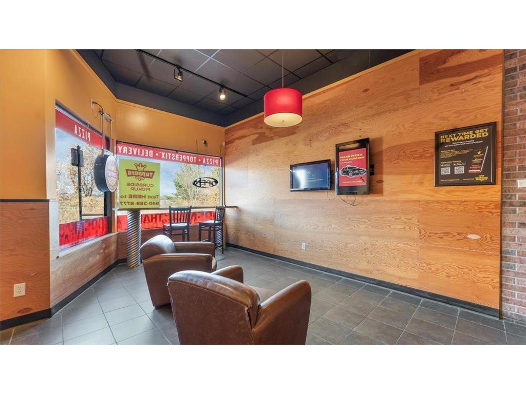 406 Main Street E Menomonie WI 54751 6826095 image12