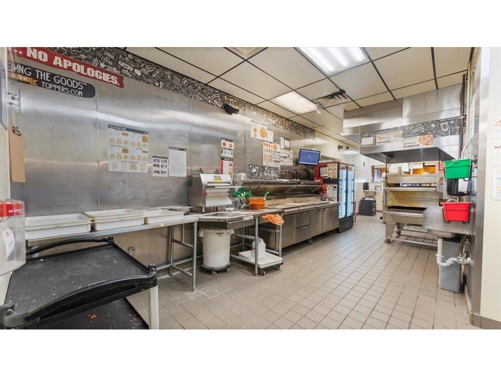 406 Main Street E Menomonie WI 54751 6826095 image16