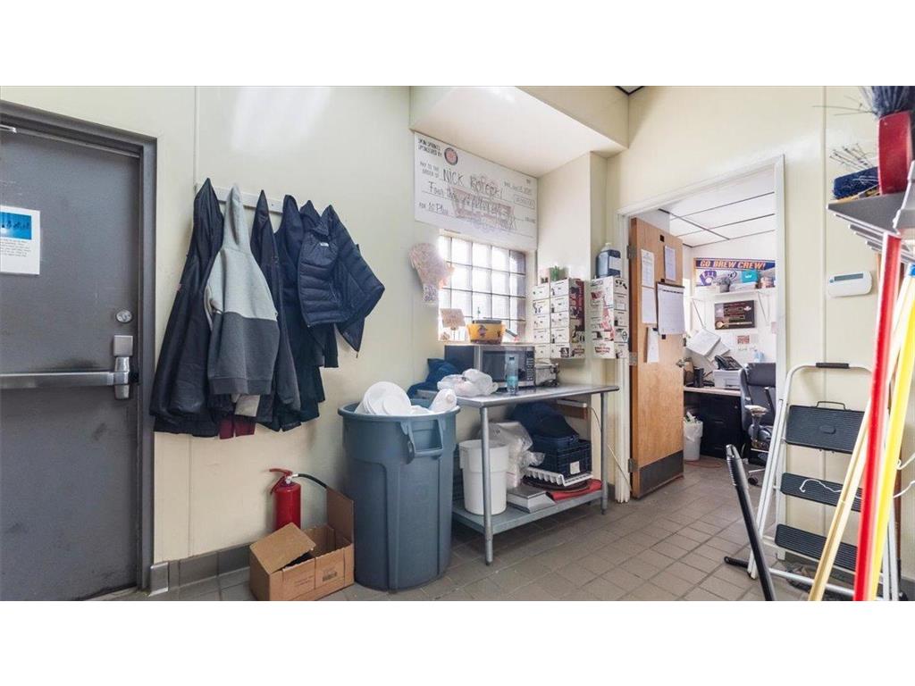 406 Main Street E Menomonie WI 54751 6826095 image24