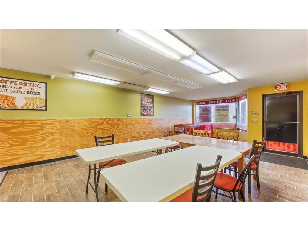 406 Main Street E Menomonie WI 54751 6826095 image32