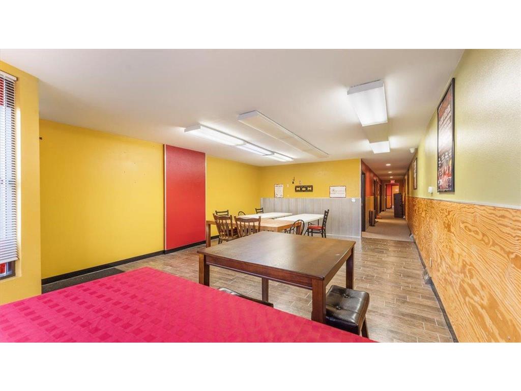 406 Main Street E Menomonie WI 54751 6826095 image34