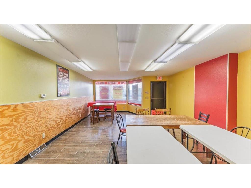 406 Main Street E Menomonie WI 54751 6826095 image36