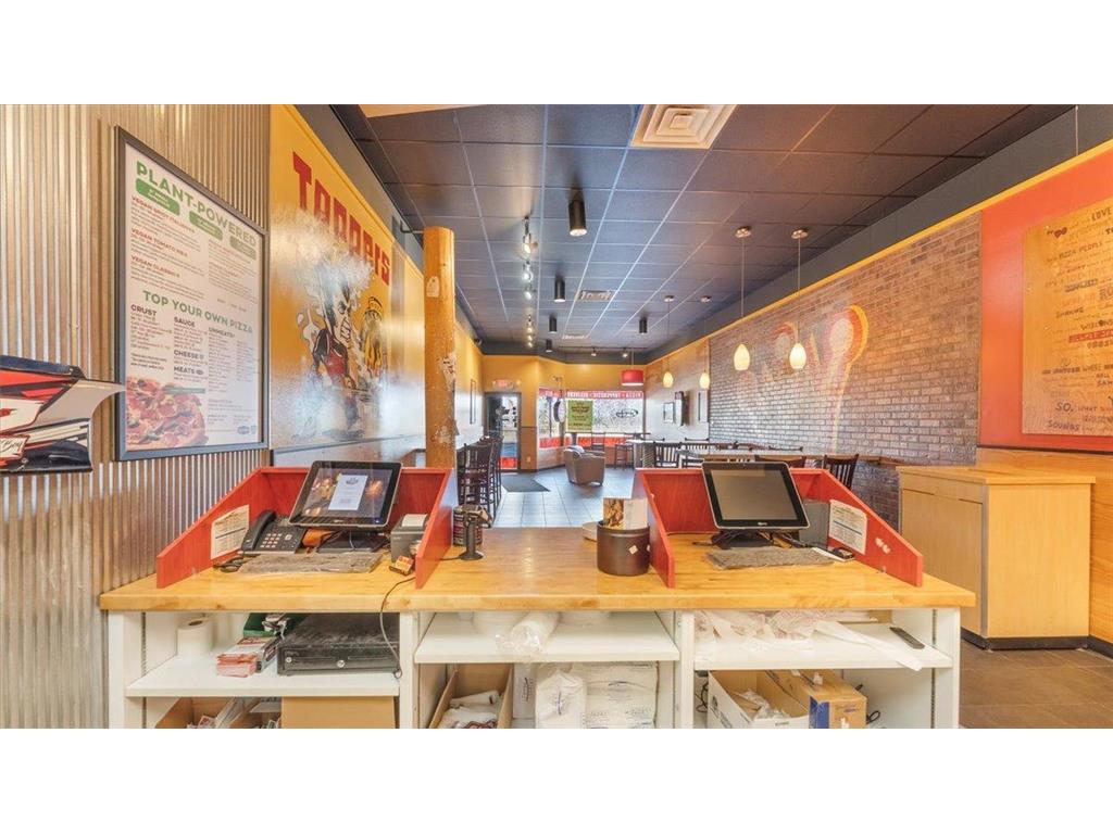 406 Main Street E Menomonie WI 54751 6826095 image37