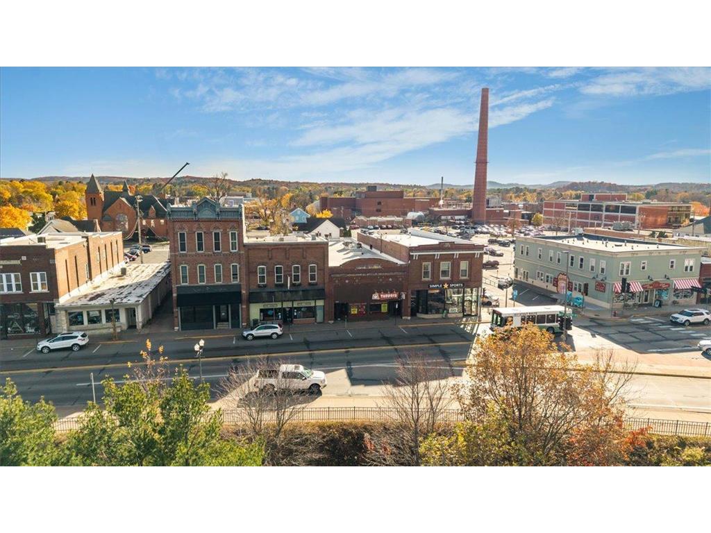 406 Main Street E Menomonie WI 54751 6826095 image40