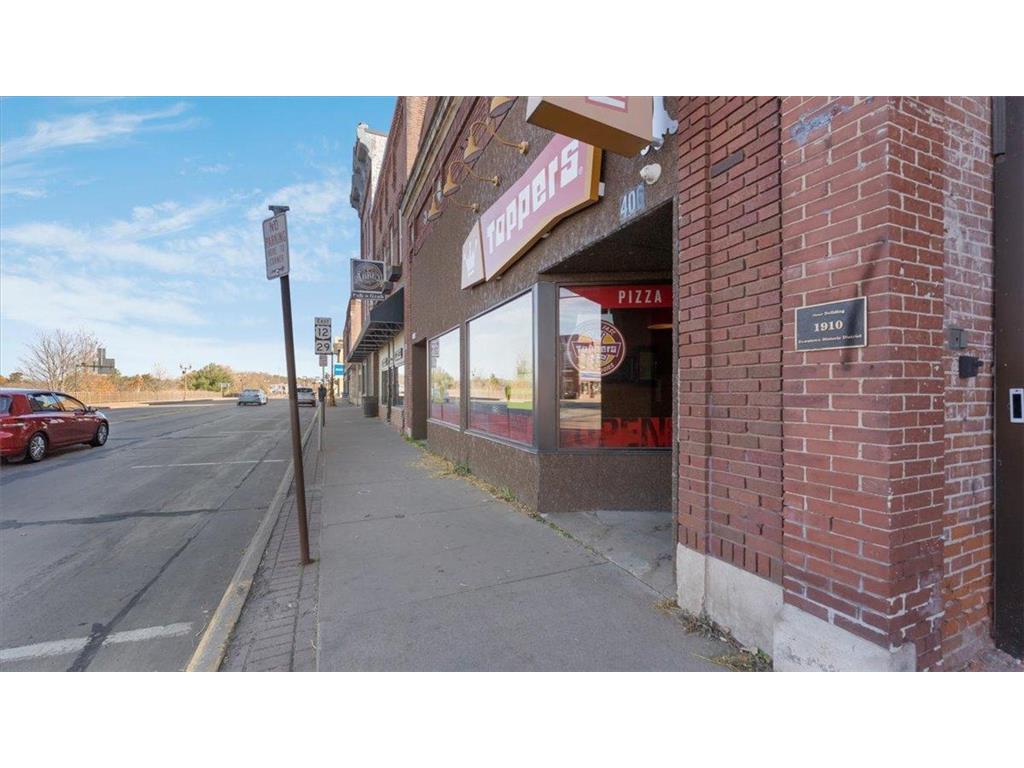 406 Main Street E Menomonie WI 54751 6826095 image45