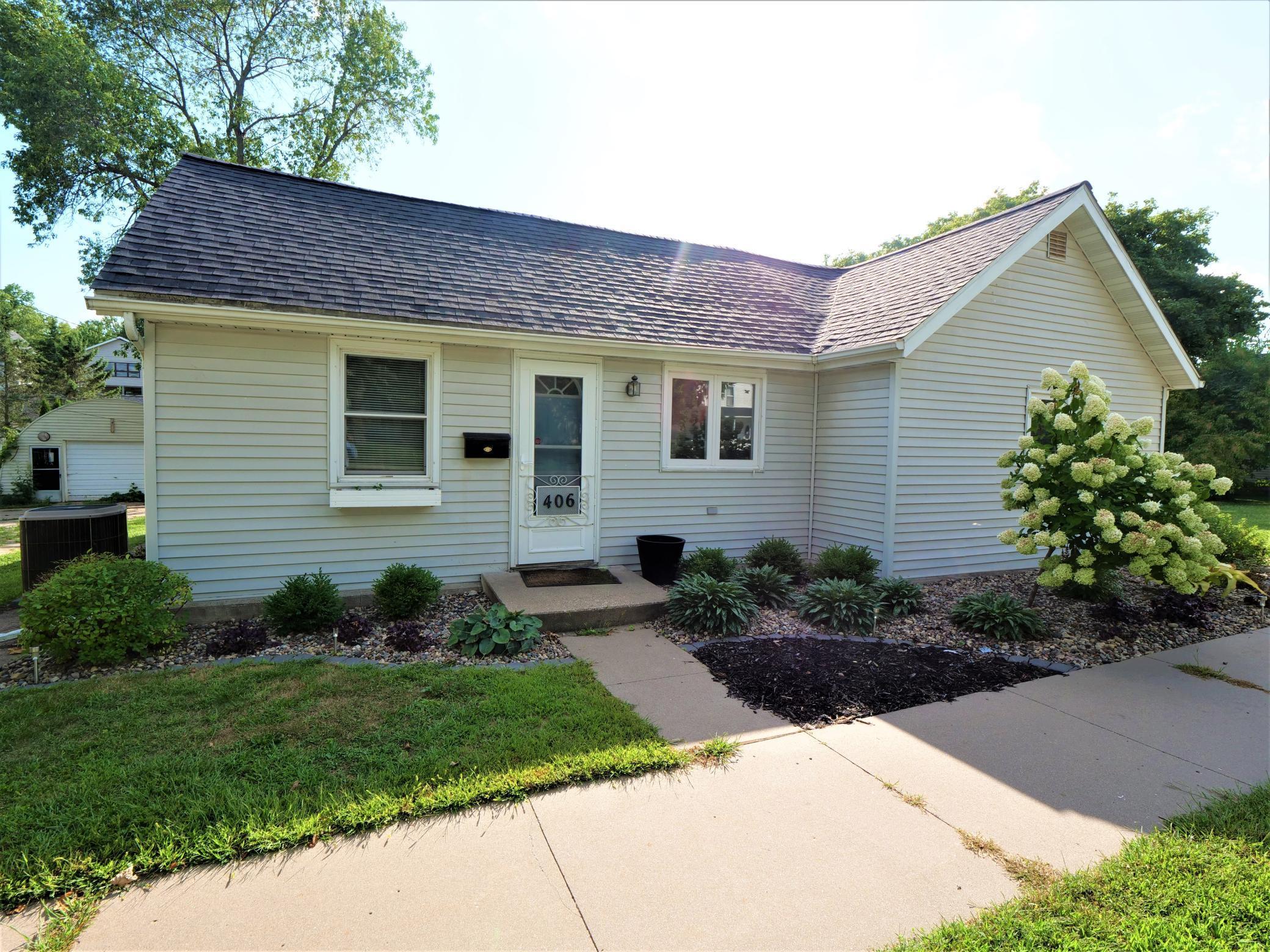 406 Main Street E, Wabasha, MN 55981 MLS 5731538 Edina Realty