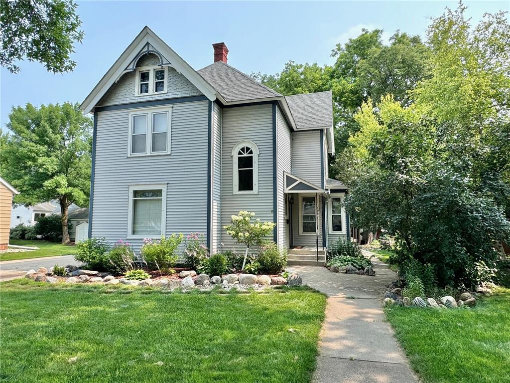406 Marshall Street W Marshall MN 56258 6573547 image1