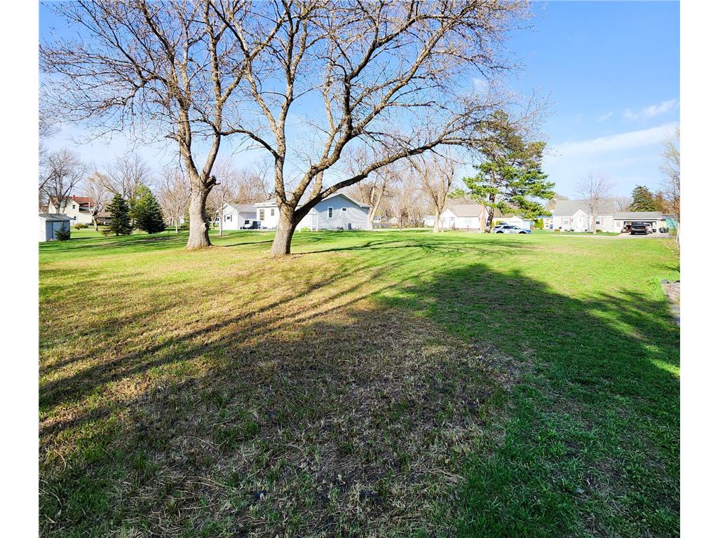 406 N 11th Street Olivia MN 56277 7058081 image3