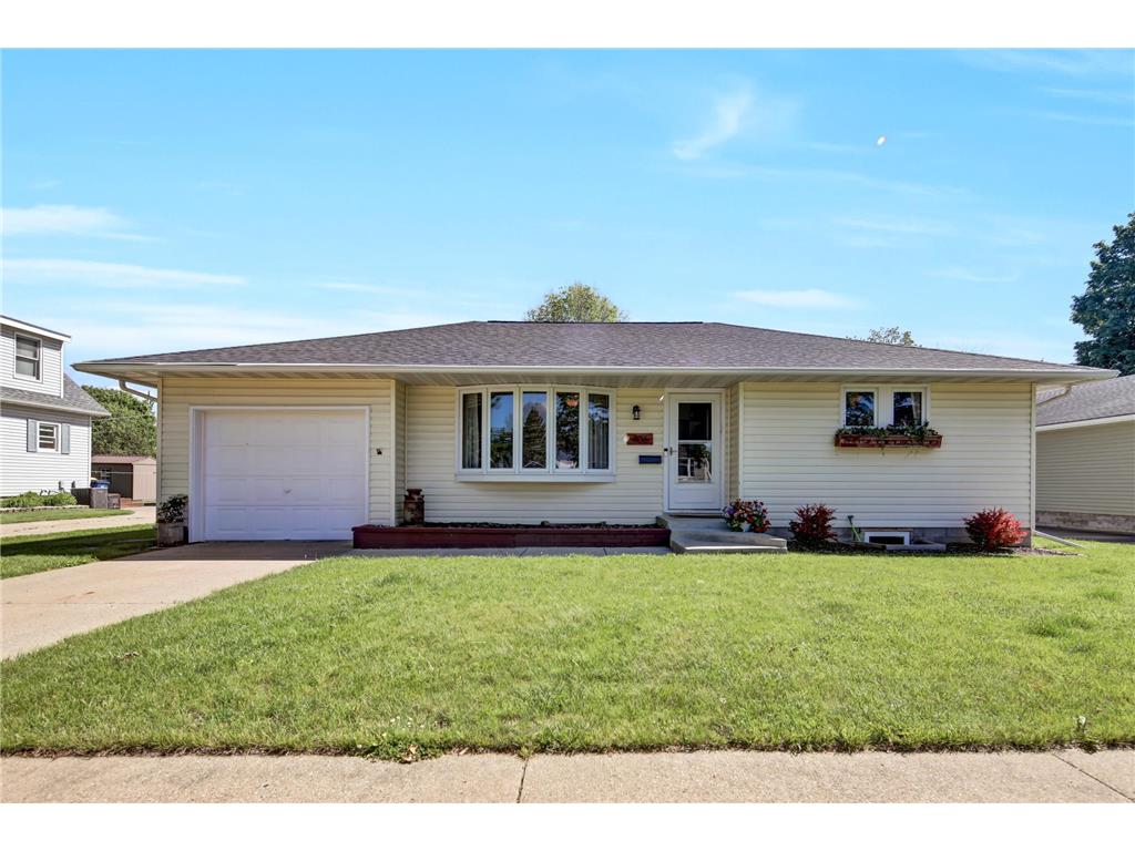 406 N 6th Street Lake City MN 55041 6544568 image1