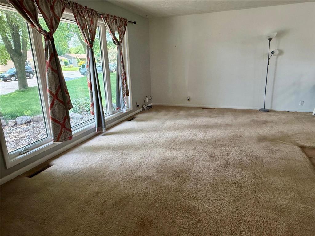 406 Olander Street Worthington MN 56187 7076174 image3
