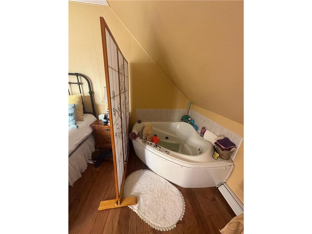 406 Roberts Avenue NE Warroad MN 56763 6731380 image21