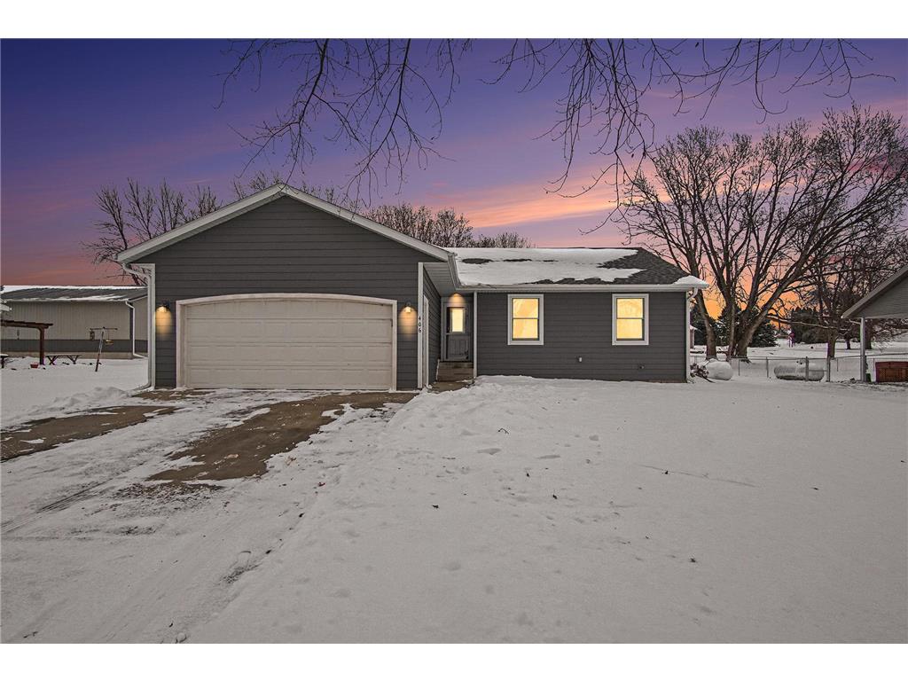 406 S 3rd Street Beaver Creek MN 56116 7009006 image1