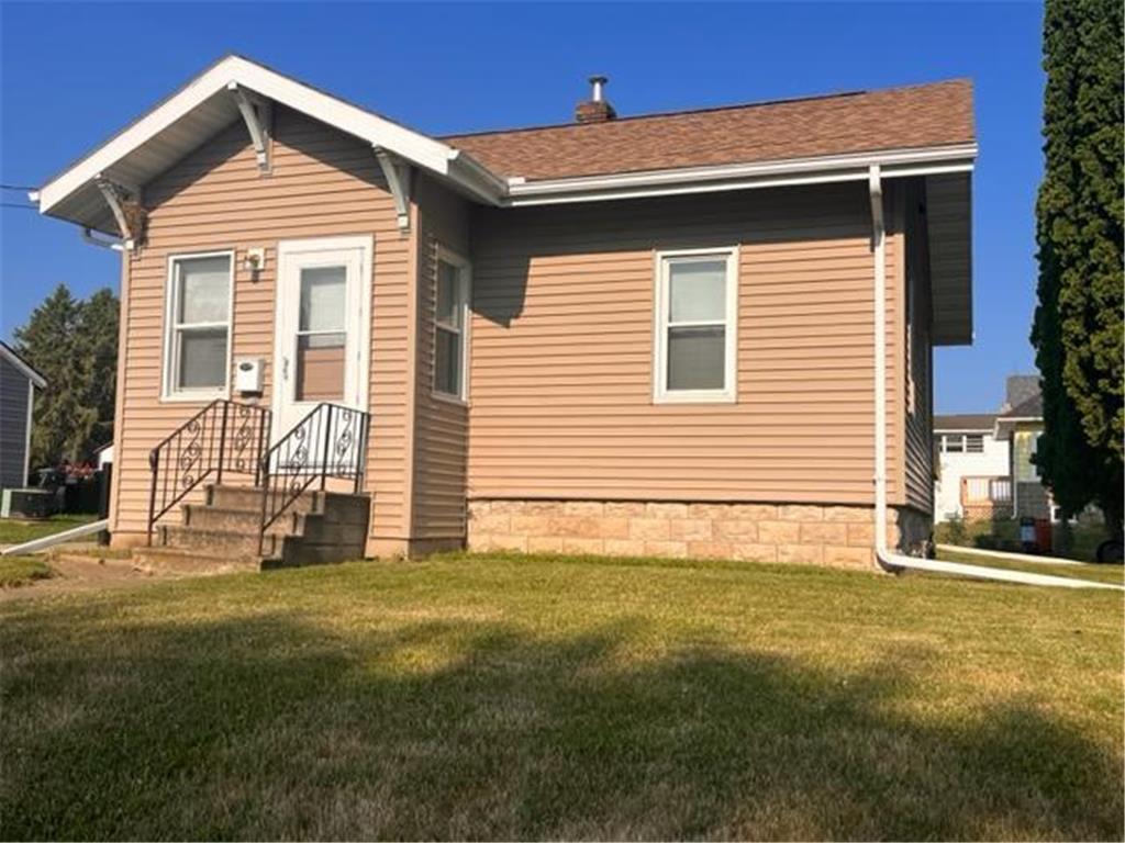 406 S Winnebago Street Caledonia MN 55921 6396514 image1