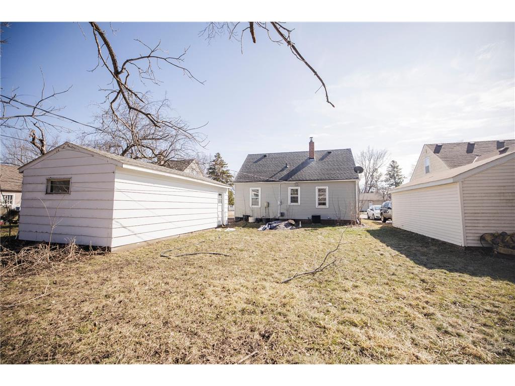 406 W 11th Street Morris MN 56267 7038668 image5