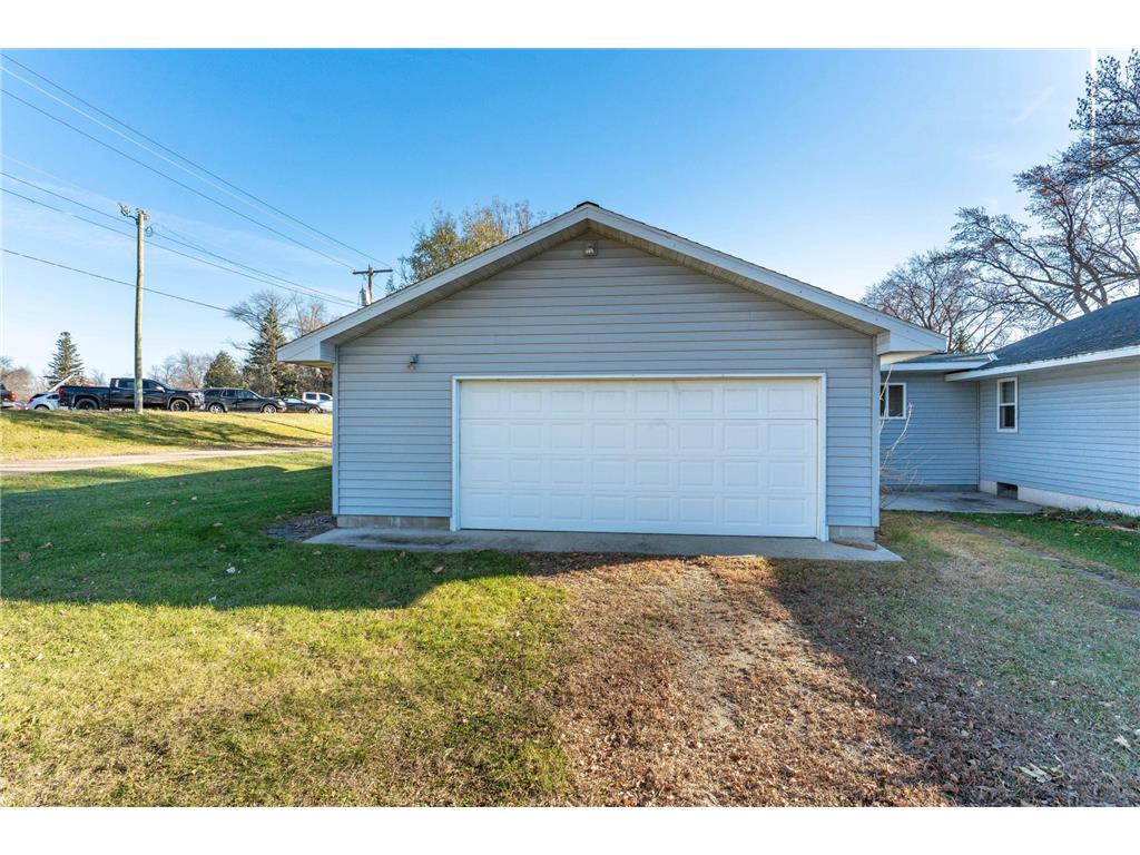 406 W Main Street Battle Lake MN 56515 6821056 image14