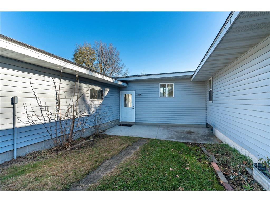 406 W Main Street Battle Lake MN 56515 6821056 image15