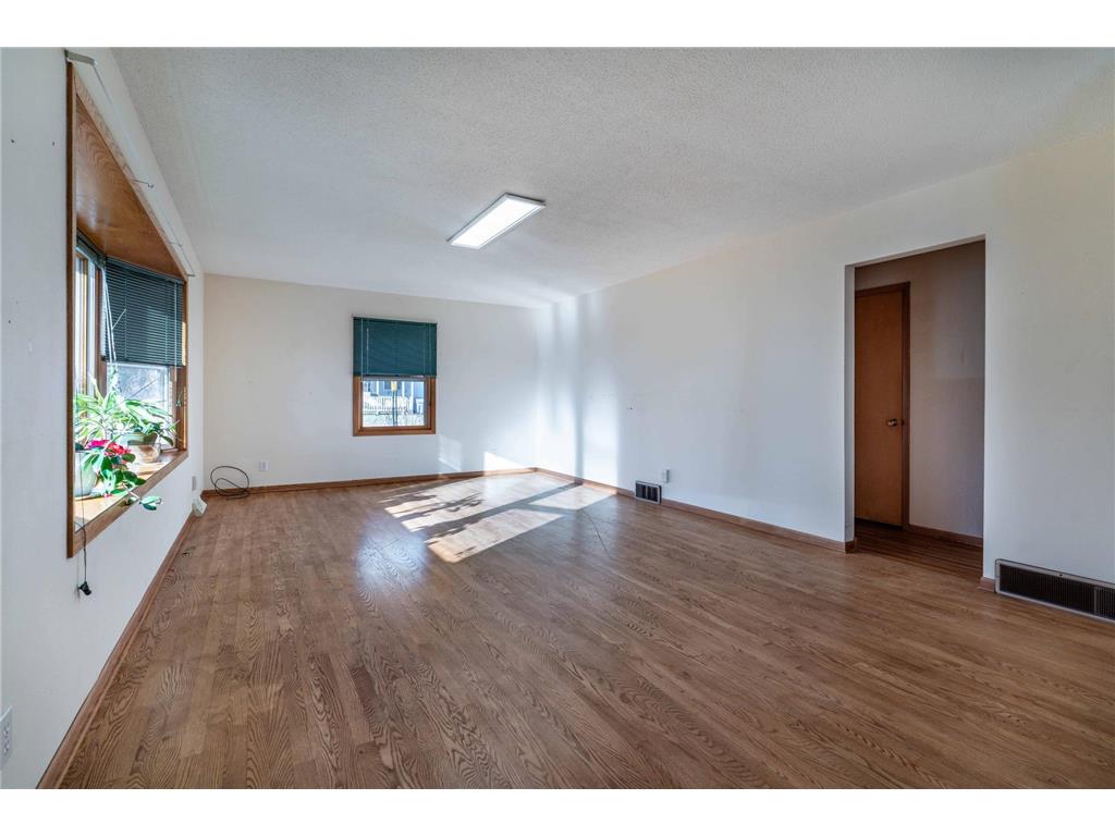 406 W Main Street Battle Lake MN 56515 6821056 image25